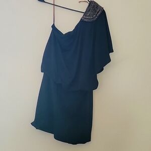 One shoulder/sleeve top